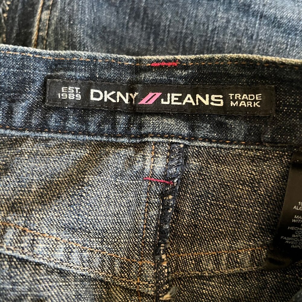 Unique DKNY Long Deconstructed Frayed Denim Skirt Size 0 - Picture 8 of 11
